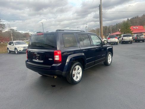 Used 2014 Jeep Patriot Latitude image 3