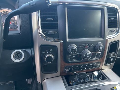 Used 2017 RAM 2500 Laramie w/ Protection Group image 19