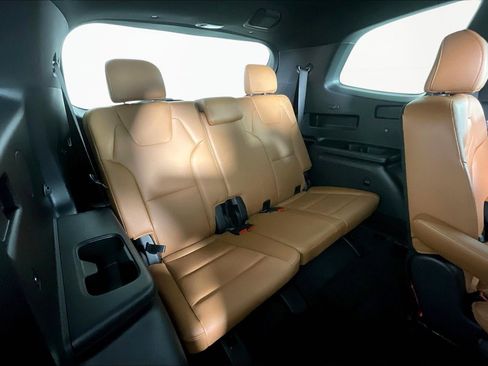 Certified 2024 Kia Telluride EX X-Line image 27