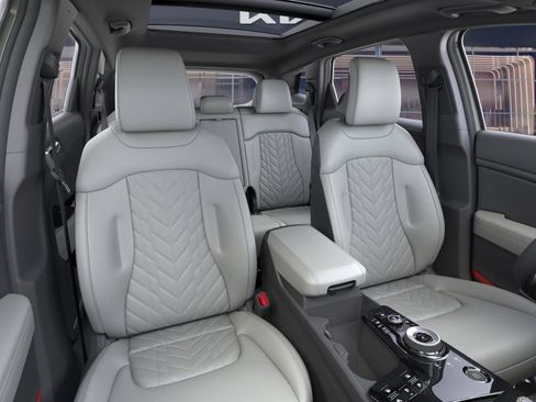 New 2025 Kia Sportage X-Line Prestige image 15