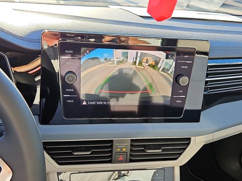 New 2026 Volkswagen Jetta SE image 15