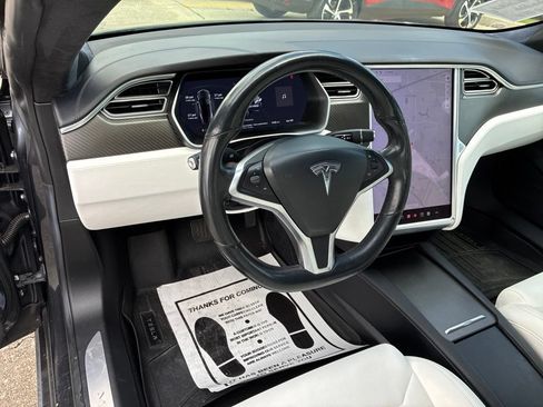 Used 2017 Tesla Model S 75D AWD/4WD image 25