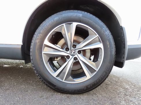 Used 2024 Lexus RX 350 Premium w/ Accessory Package (Z1) image 8