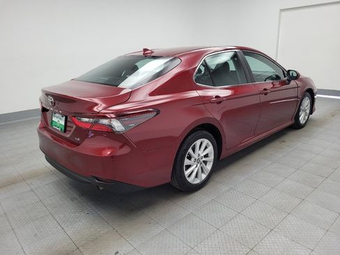 Used 2022 Toyota Camry LE image 9