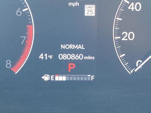 Used 2023 Honda CR-V EX image 6