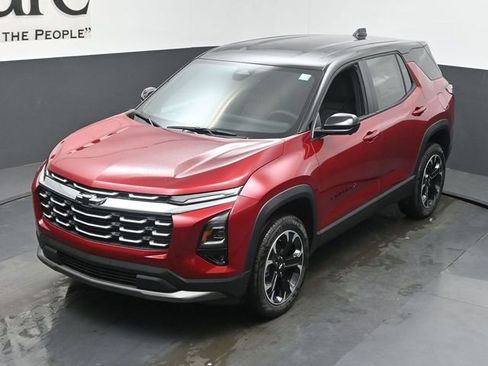 New 2026 Chevrolet Equinox LT w/ Safety and Technology Package FWD image 23