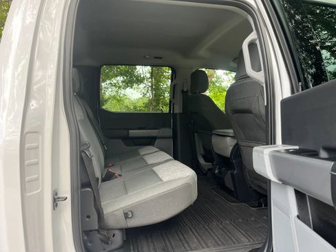 Used 2024 Ford F250 XLT w/ FX4 Off-Road Package AWD/4WD image 15