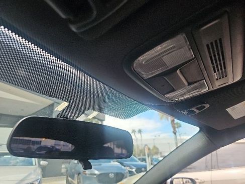 Used 2017 Honda Civic Sport image 12