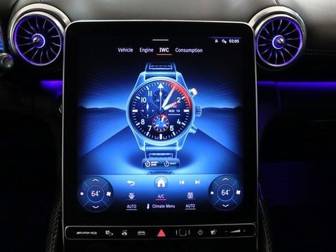 Used 2022 Mercedes-Benz SL 55 AMG 4MATIC w/ Driver Assistance Package image 29