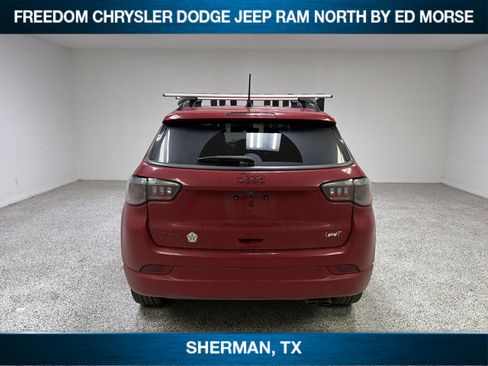 Used 2022 Jeep Compass Limited AWD/4WD image 5