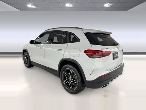 Certified 2022 Mercedes-Benz GLA 250 image 3