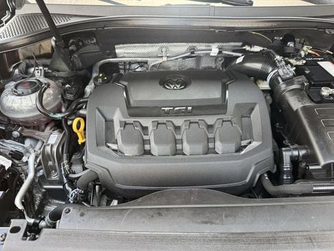 Used 2022 Volkswagen Tiguan SEL R-Line AWD/4WD image 37