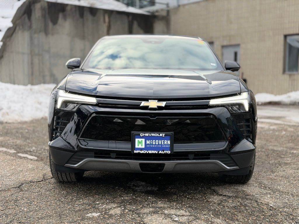 New 2026 Chevrolet Blazer EV LT AWD/4WD image 9