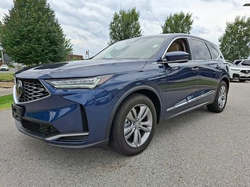 Used 2025 Acura MDX SH-AWD image 3