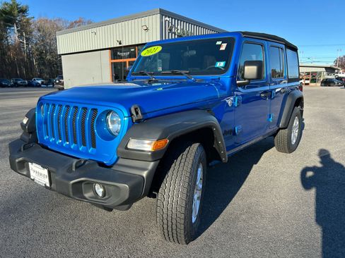 Used 2021 Jeep Wrangler Unlimited Sport image 14