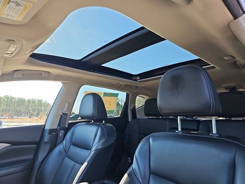 Used 2022 Nissan Murano SL w/ SL Moonroof Package image 33