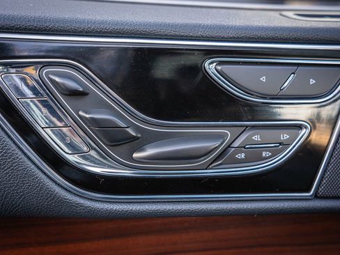 Used 2024 Lincoln Navigator Reserve AWD/4WD image 14