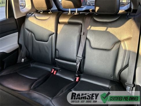 Certified 2022 Jeep Compass Limited image 23
