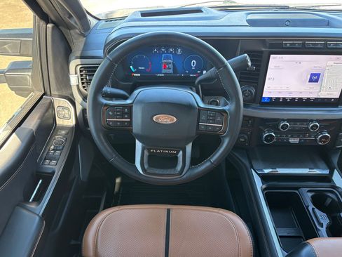 Used 2024 Ford F450 Platinum w/ FX4 Off-Road Package image 29