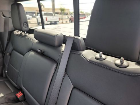 Used 2022 GMC Sierra 1500 Elevation w/ Elevation Premium Package image 18