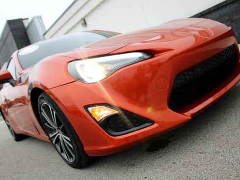 Used 2013 Scion FR-S image 12