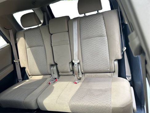 Used 2010 Toyota 4Runner SR5 w/ Convenience Pkg AWD/4WD image 15