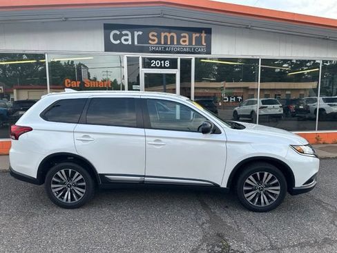 Used 2020 Mitsubishi Outlander SE AWD/4WD image 8