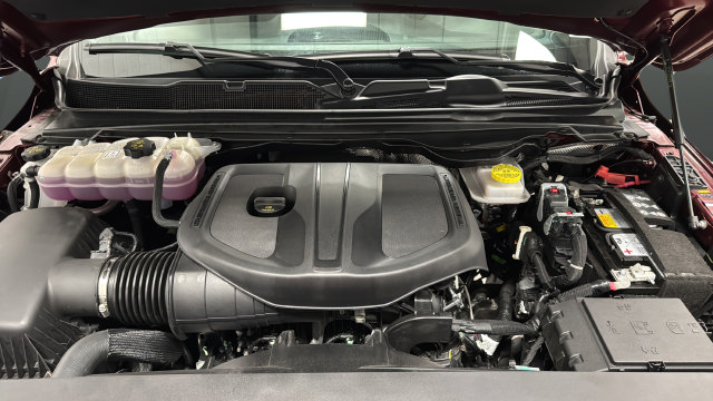 Used 2025 RAM 1500 Tradesman AWD/4WD image 27