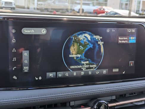 Used 2023 Nissan Ariya FWD image 23