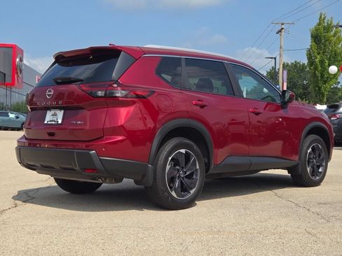 Used 2024 Nissan Rogue SV w/ SV Premium Package AWD/4WD image 13