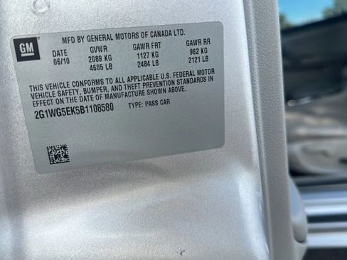 Used 2011 Chevrolet Impala LT w/ Luxury Edition Package FWD image 41