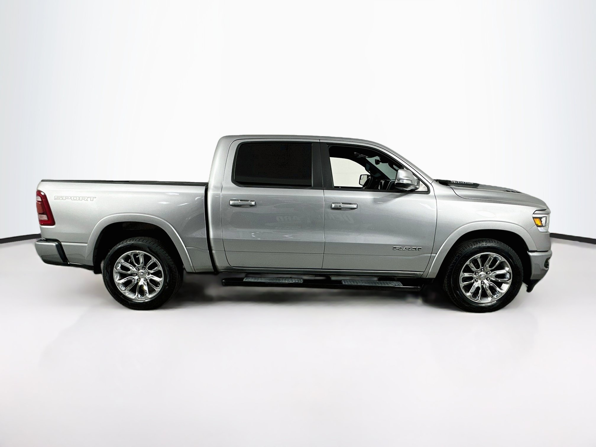 Used 2022 RAM 1500 Laramie w/ Sport Appearance Package RWD image 4