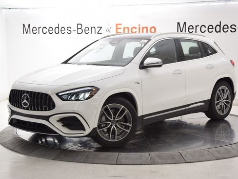 New 2026 Mercedes-Benz GLA 35 AMG 4MATIC image 2