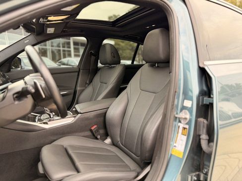 Used 2021 BMW 330i Sedan w/ Premium Package image 13