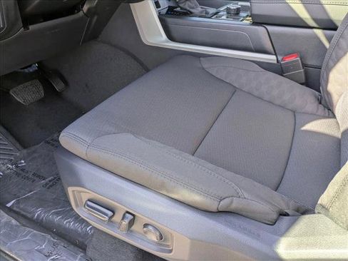 New 2026 Toyota Tundra SR image 4