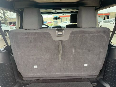 Used 2012 Jeep Wrangler Sport image 13