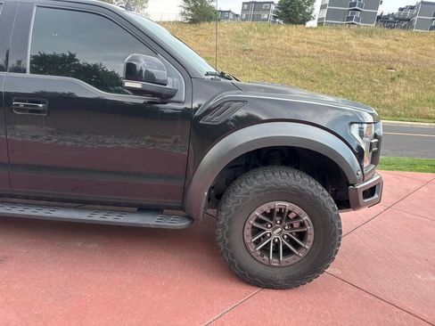 Certified 2019 Ford F150 Raptor w/ Equipment Group 802A Luxury AWD/4WD image 29