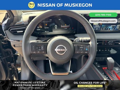 New 2025 Nissan Kicks SR image 14