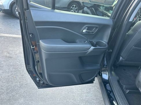 Certified 2023 Honda Ridgeline RTL image 14