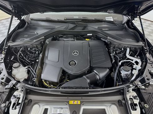 Used 2026 Mercedes-Benz GLC 300 4MATIC image 28