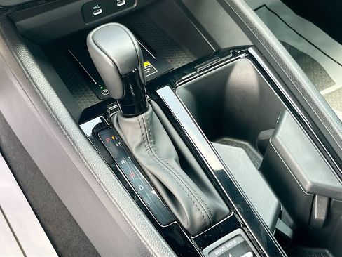 Used 2025 Honda Accord Sport image 16