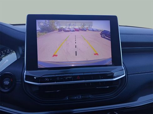 Certified 2023 Jeep Compass Altitude w/ Convenience Group image 17