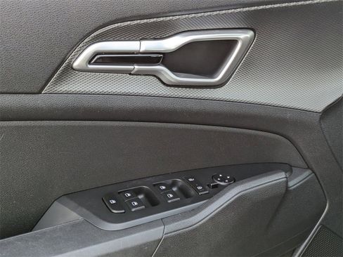 Used 2024 Kia Sportage LX image 16
