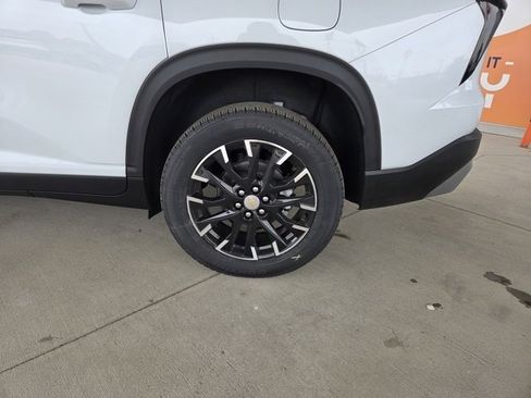 New 2026 Chevrolet Traverse LT w/ Sun and Wheel Package image 14