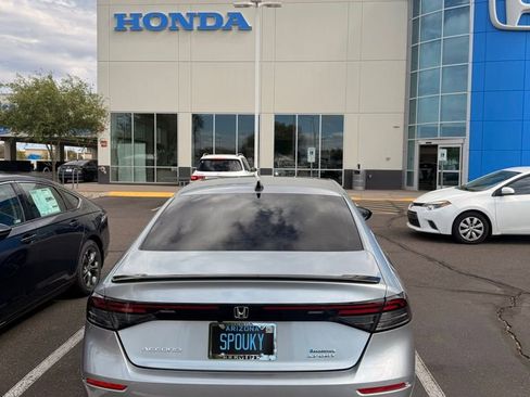 Used 2024 Honda Accord Sport image 9