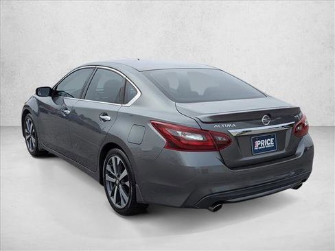 Used 2017 Nissan Altima 2.5 SR image 7