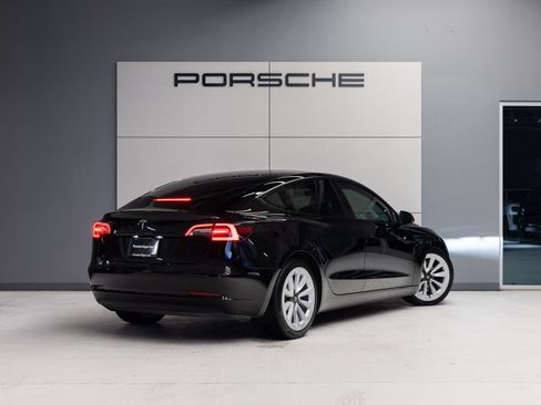 Used 2023 Tesla Model 3 Standard Range RWD image 7