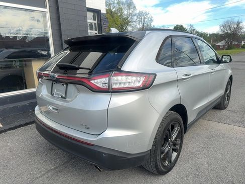 Used 2018 Ford Edge SEL w/ Equipment Group 201A AWD/4WD image 7