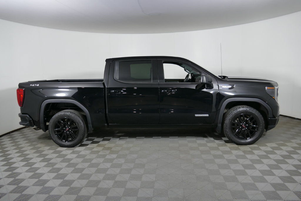 Used 2023 GMC Sierra 1500 Elevation AWD/4WD image 2
