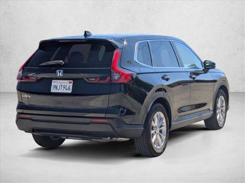 Used 2025 Honda CR-V EX-L image 5